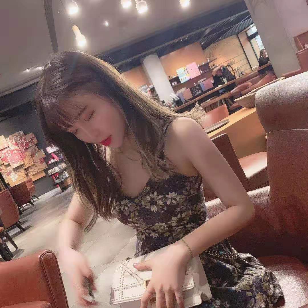 像中枪了一样