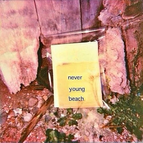 散歩日和に布団がぱたぱたと